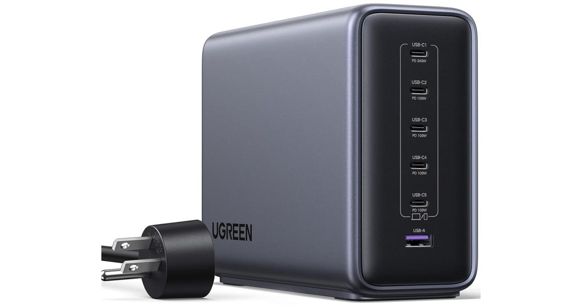 لابتوب آبل MacBook Pro UGREEN Nexode 500W GaN Charging Station, 6-Port USB-C & USB-A with 240W Single Port, Smart Temperature Control & Space-Saving Design for iPhone 17/16/15, Galaxy S25/S24, /Air, iPad, Laptops