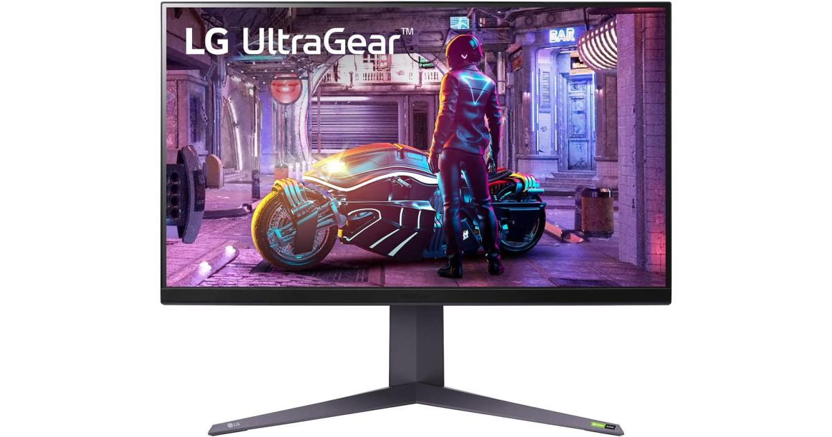 LG 32GQ850-B 32” Ultragear™ QHD Nano IPS with ATW 1ms 240Hz HDR 600 Monitor with G-SYNC® Compatible